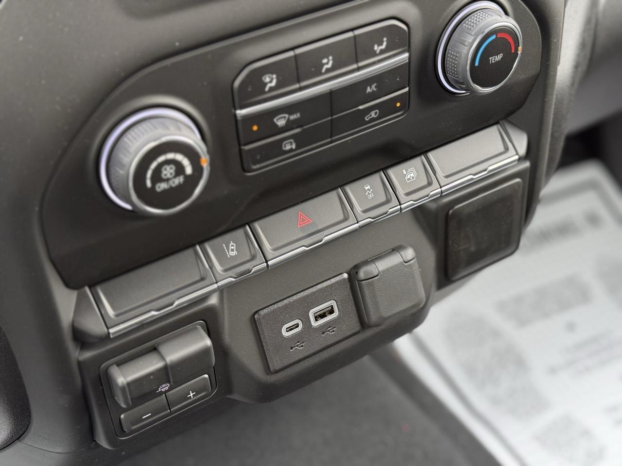 2026 Chevrolet Silverado 2500HD Custom Crestwood KY