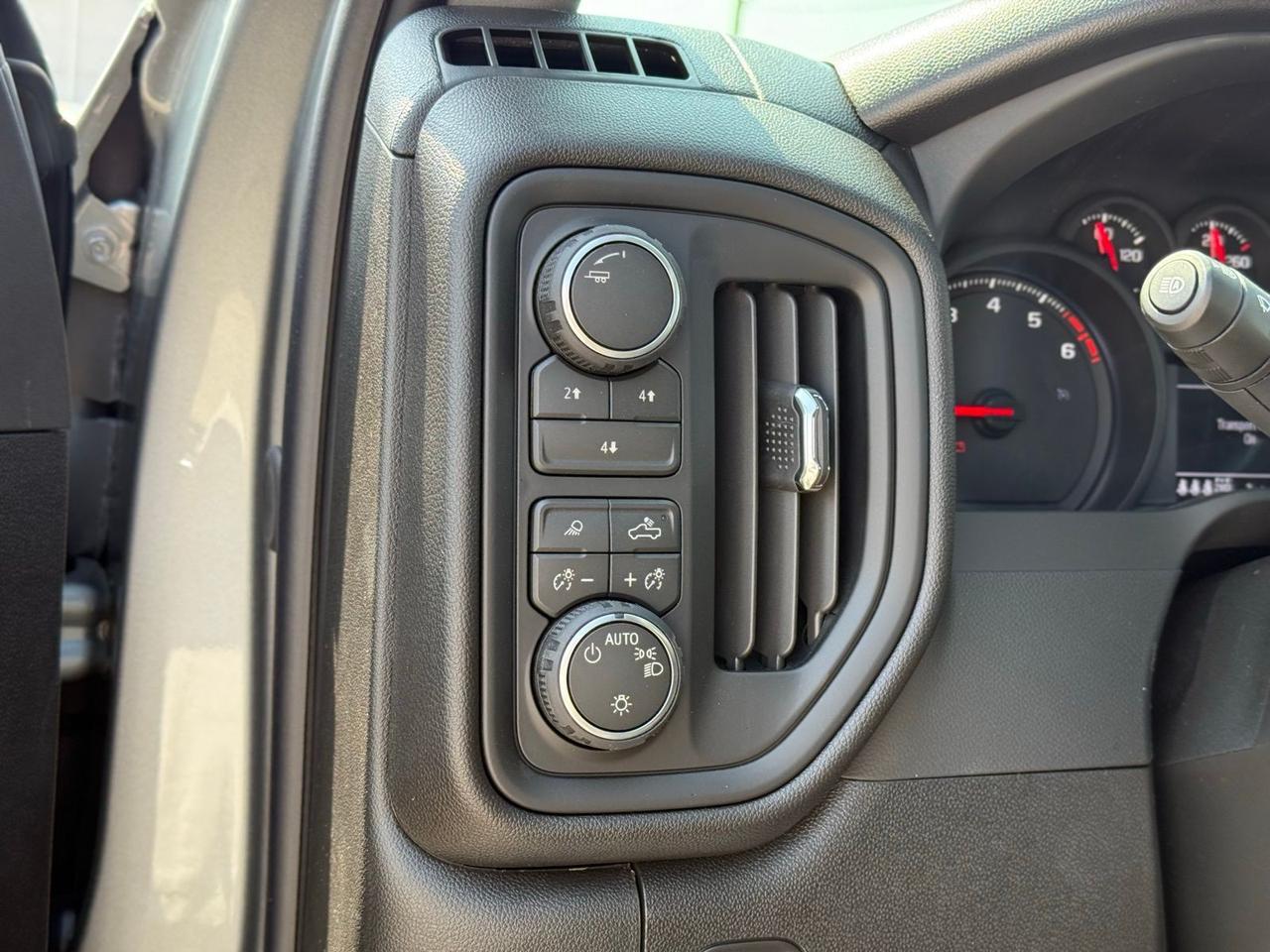 2026 Chevrolet Silverado 2500HD Custom Crestwood KY