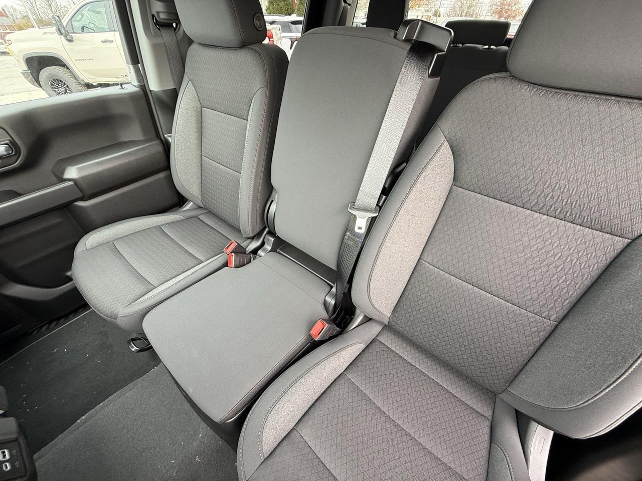 2026 Chevrolet Silverado 2500HD Custom Crestwood KY