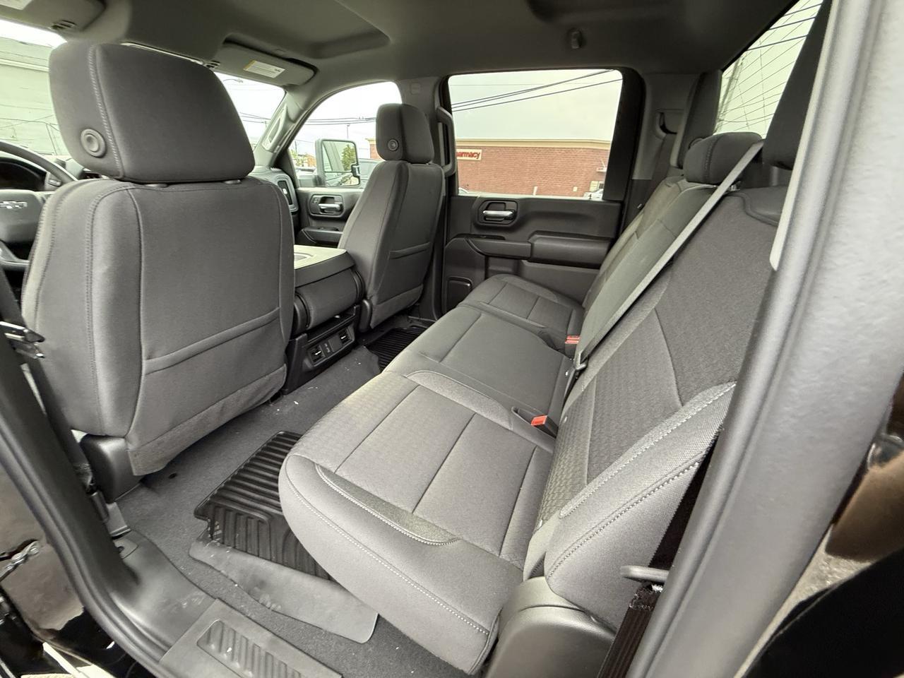 2026 Chevrolet Silverado 2500HD Custom Crestwood KY
