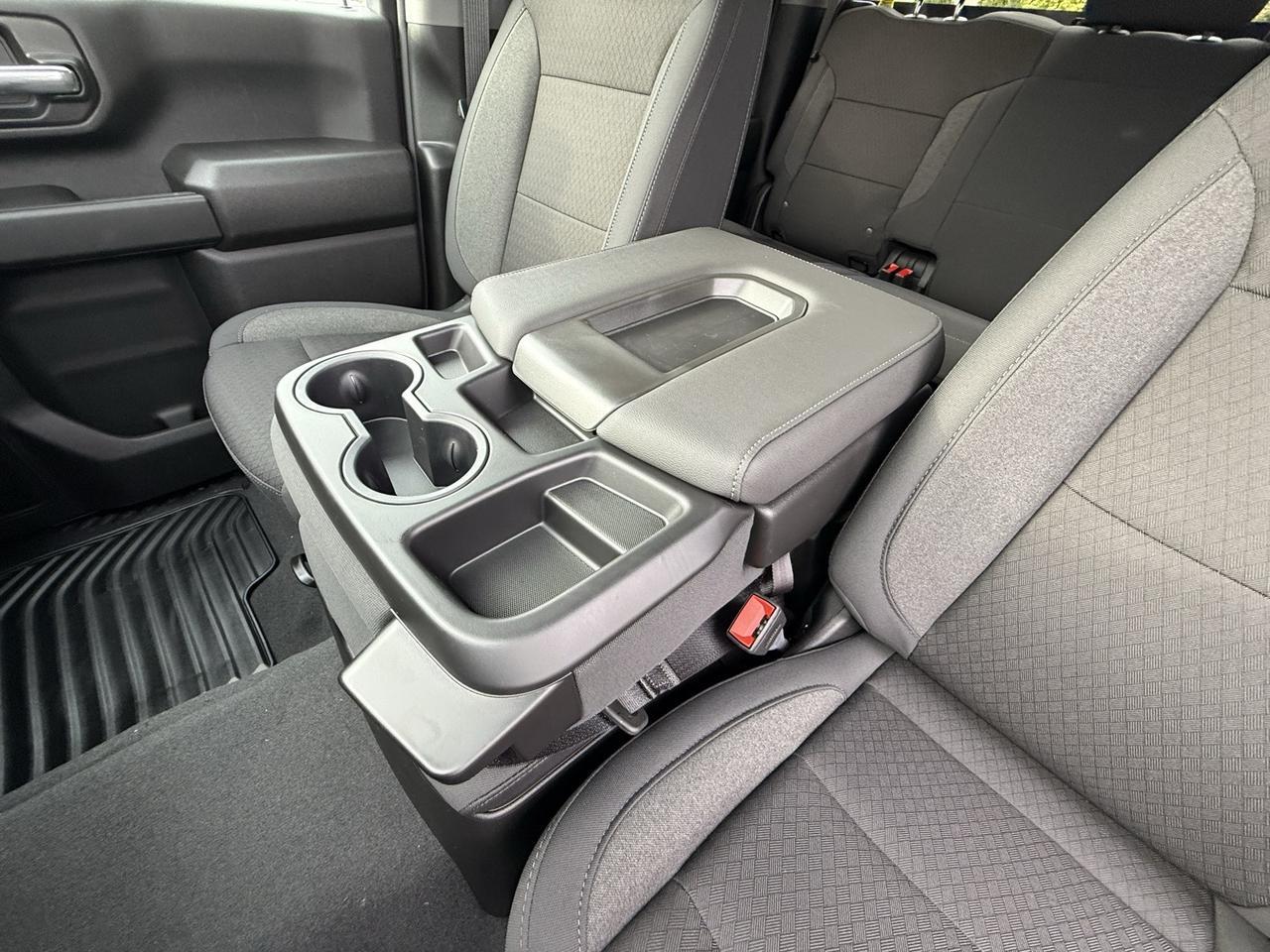 2026 Chevrolet Silverado 2500HD Custom Crestwood KY