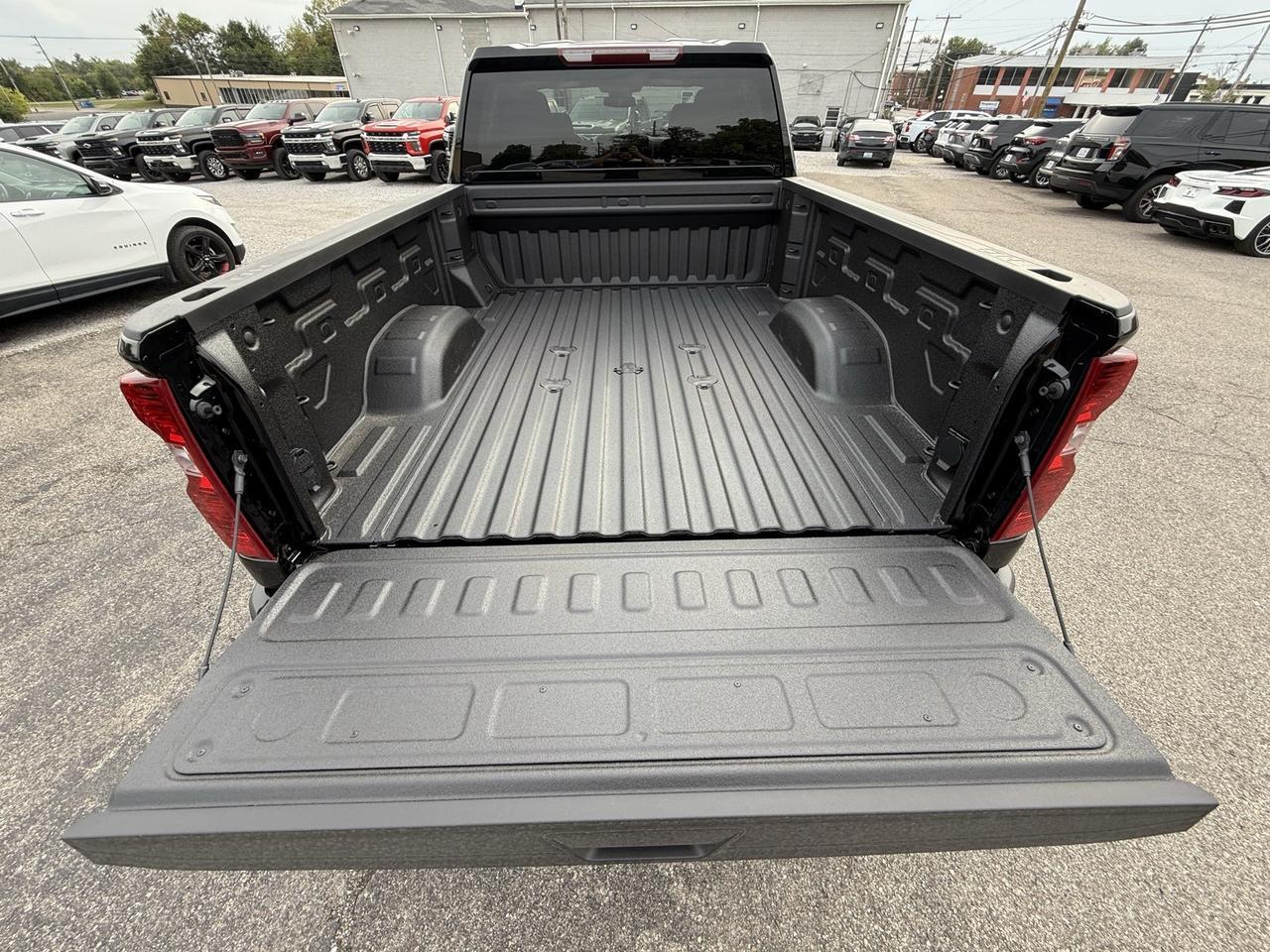 2026 Chevrolet Silverado 2500HD Custom Crestwood KY