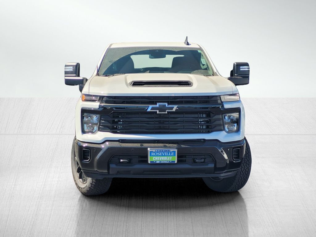 2026 Chevrolet Silverado 2500HD Custom