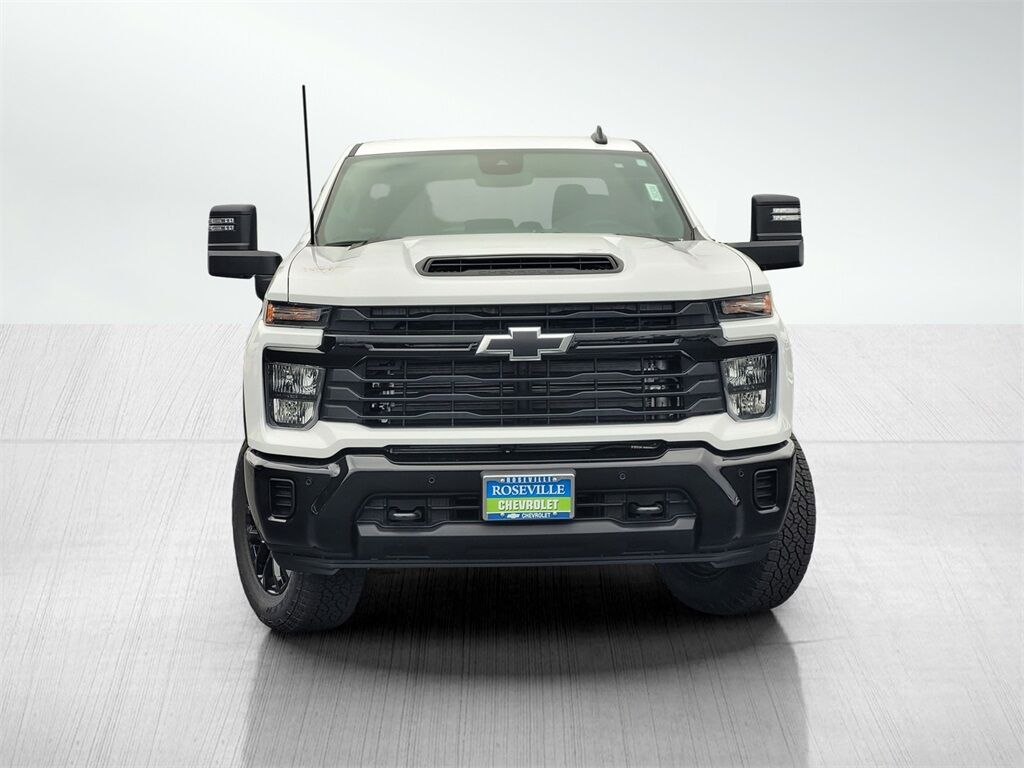 2026 Chevrolet Silverado 2500HD Custom