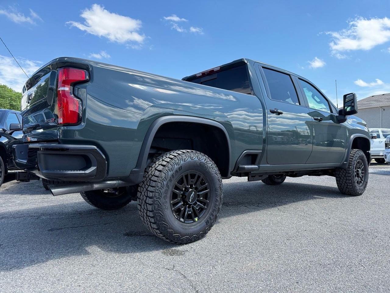 2026 Chevrolet Silverado 2500HD ZR2 Crestwood KY
