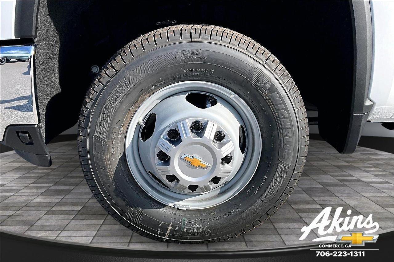 2026 Chevrolet Silverado 3500HD CC Work Truck Winder GA