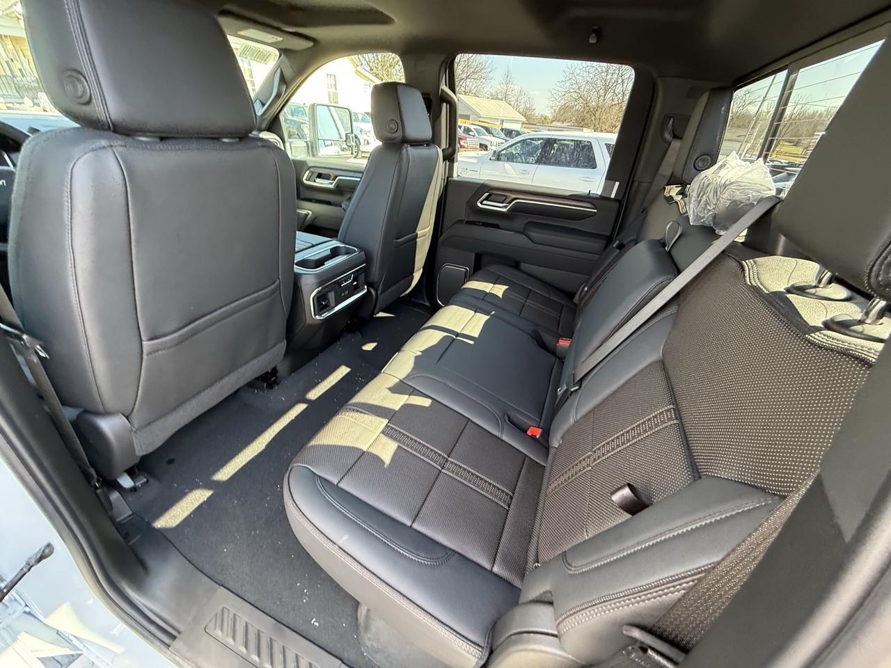 2026 Chevrolet Silverado 3500HD High Country Crestwood KY