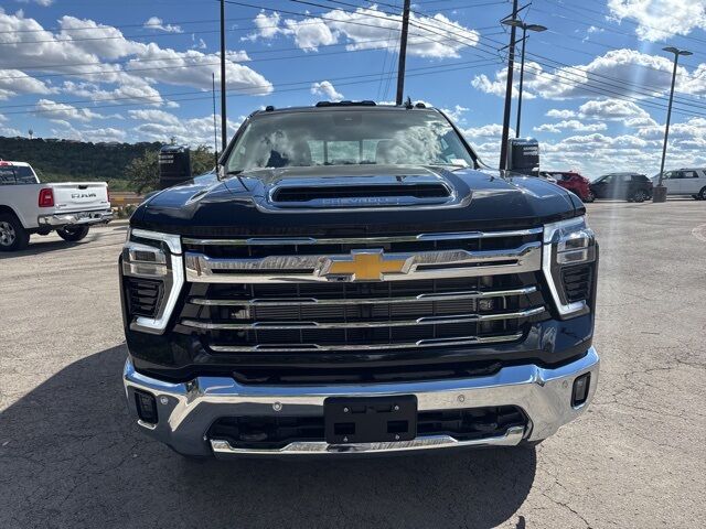 2026 Chevrolet Silverado 3500HD LTZ  TX