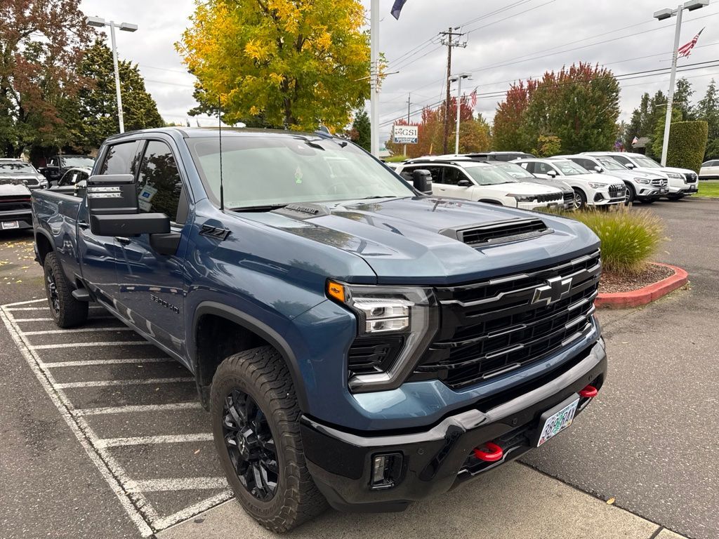 2026 Chevrolet Silverado 3500HD LTZ