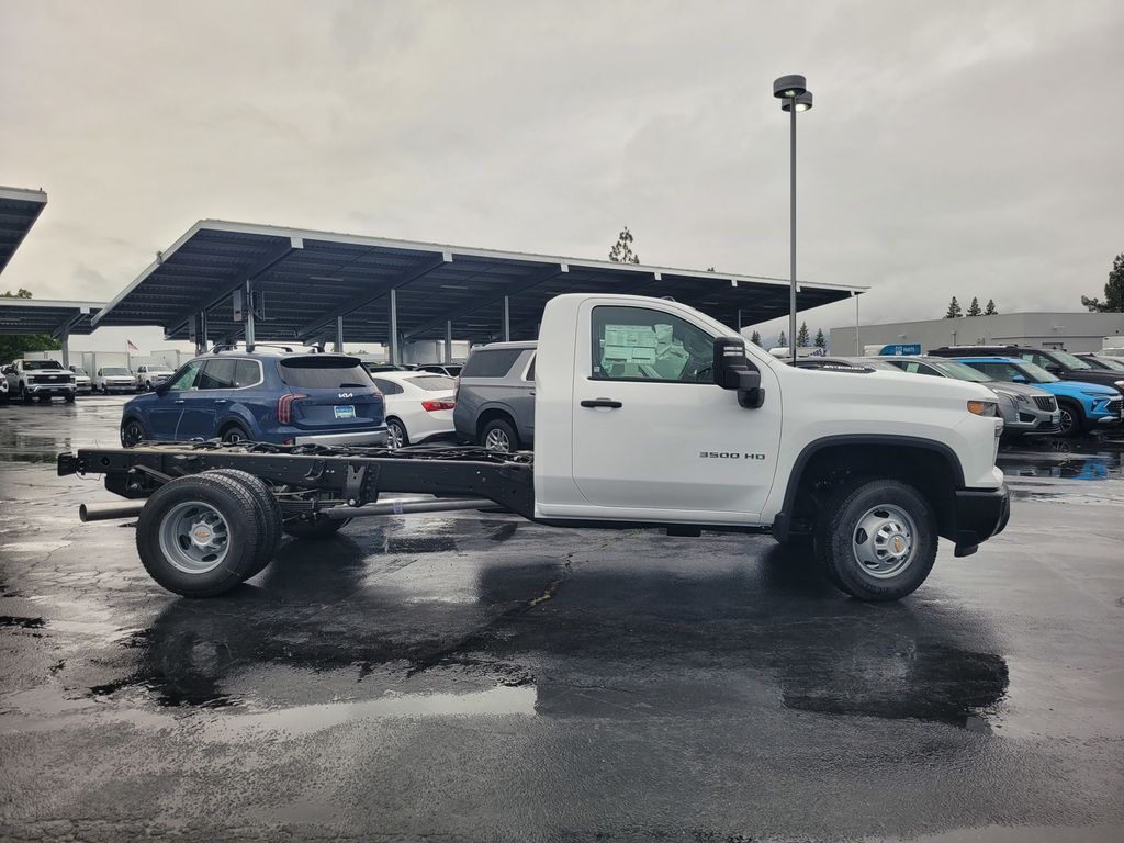 2026 Chevrolet Silverado 3500HD Work Truck