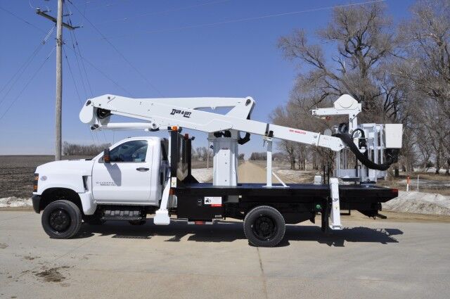 2026 Chevrolet Silverado 6500 HD Dur-A-Lift DPM2S-47DU Non-Insulated Bucket Truck 54&apos; Working H