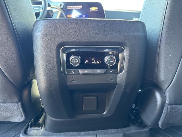 2026 Chevrolet Suburban High Country  TX 2026 Chevrolet Suburban High Country  TX