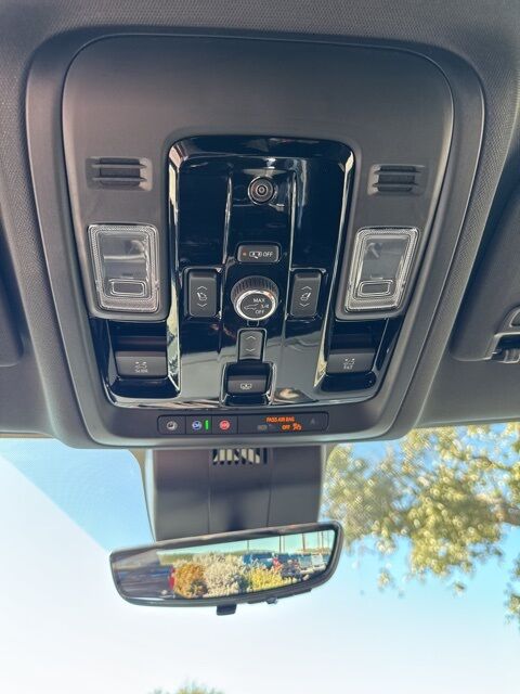 2026 Chevrolet Suburban High Country  TX 2026 Chevrolet Suburban High Country  TX