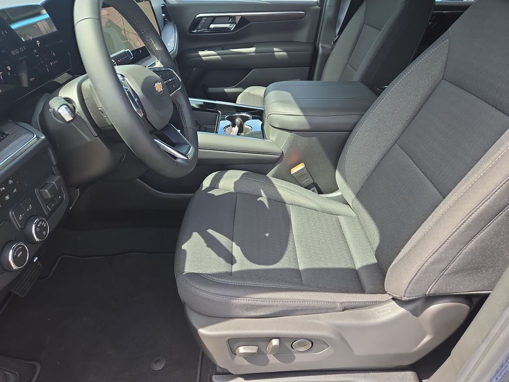 2026 Chevrolet Suburban LS Folsom CA
