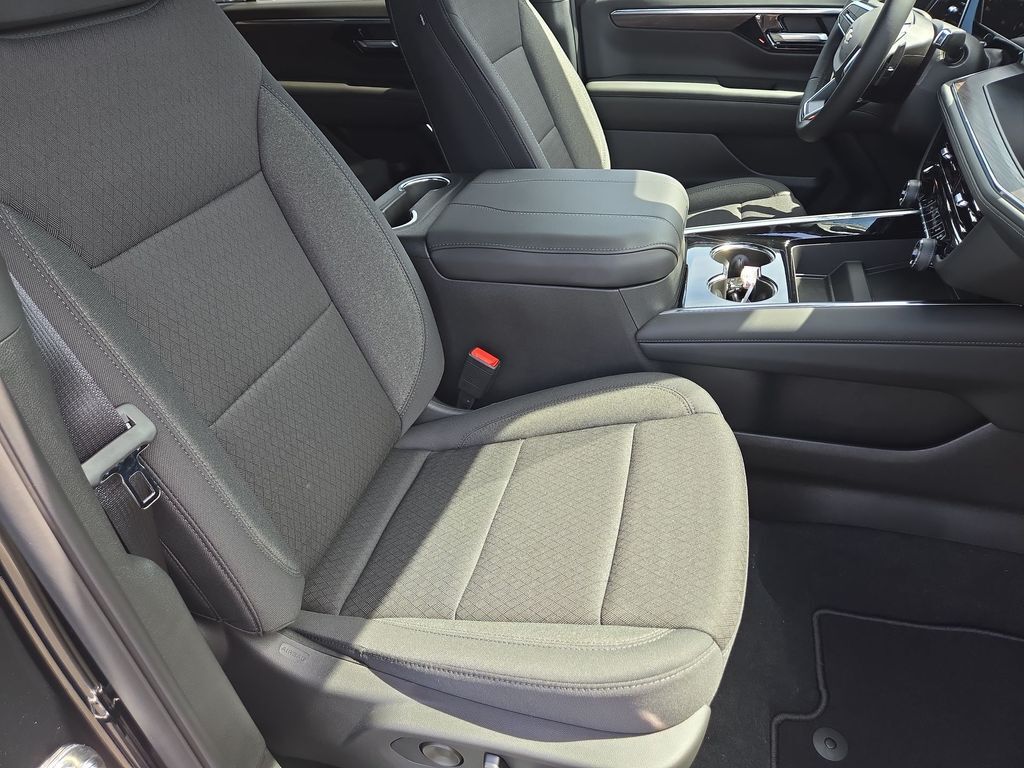 2026 Chevrolet Suburban LS Folsom CA