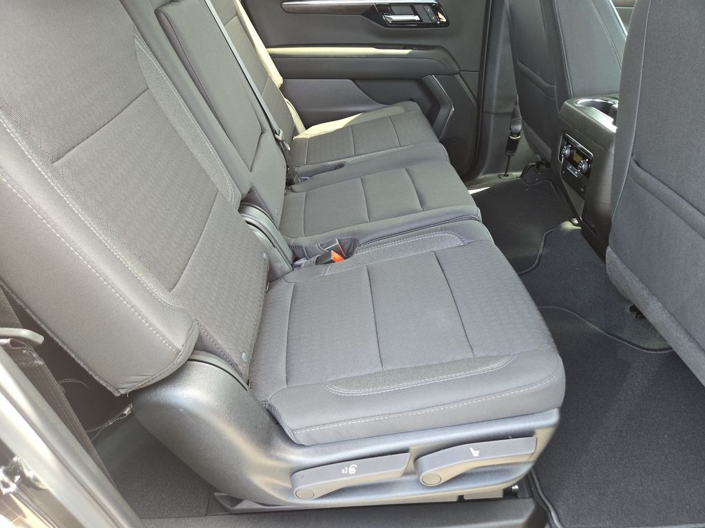 2026 Chevrolet Suburban LS Folsom CA