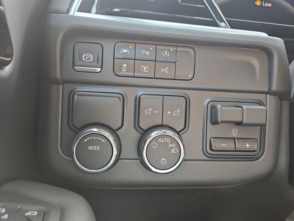 2026 Chevrolet Suburban LS Folsom CA