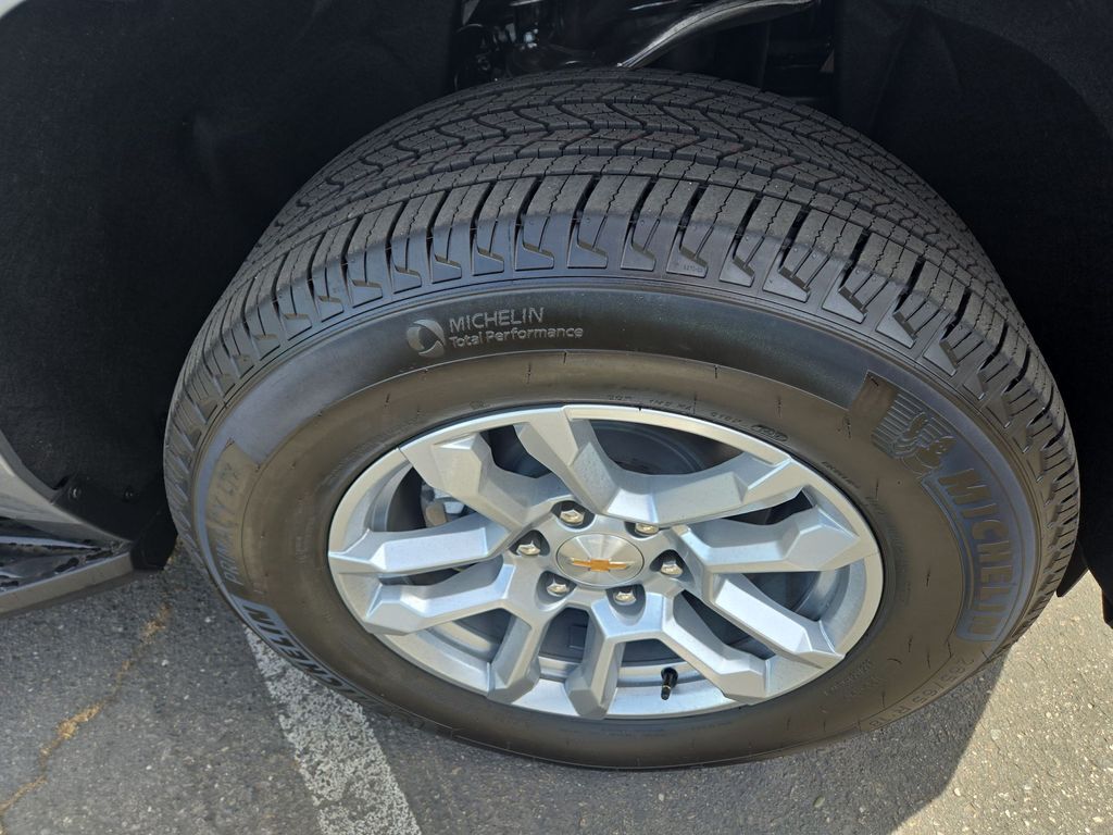 2026 Chevrolet Suburban LS Folsom CA