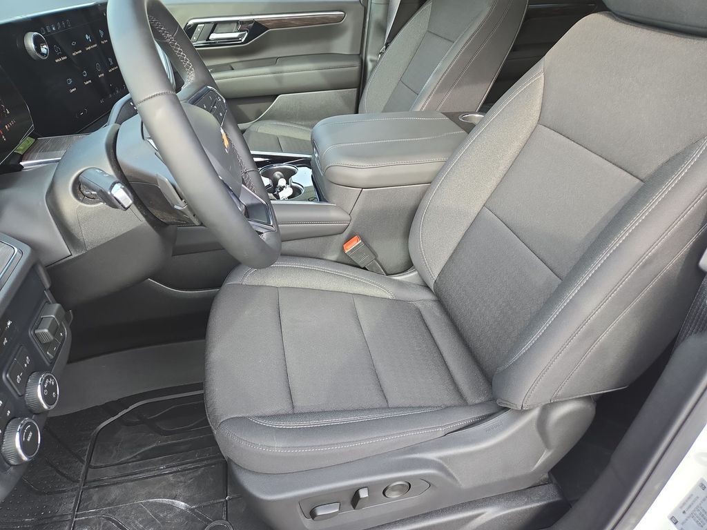2026 Chevrolet Suburban LS Folsom CA