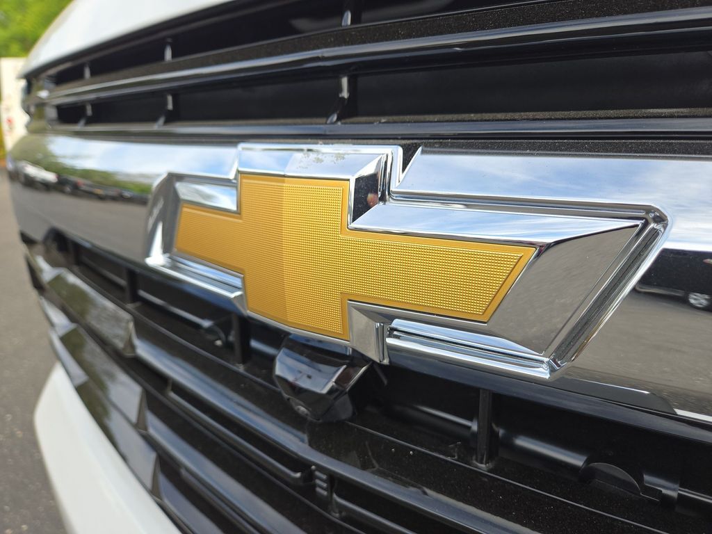 2026 Chevrolet Suburban LS Folsom CA