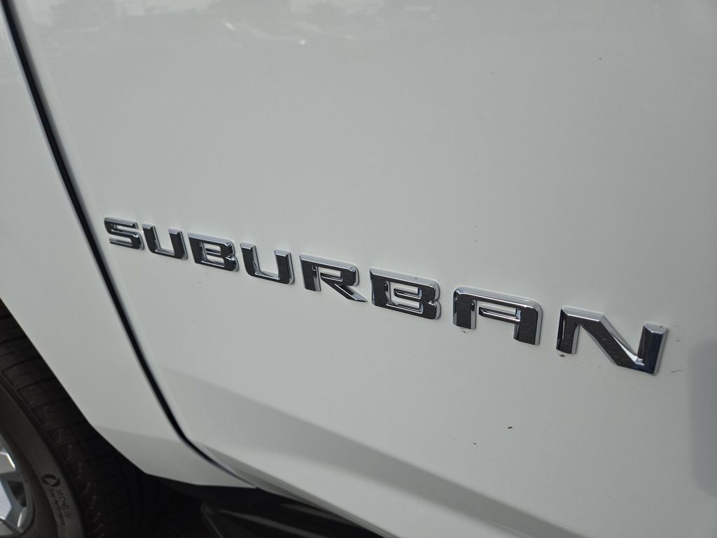 2026 Chevrolet Suburban LS Folsom CA