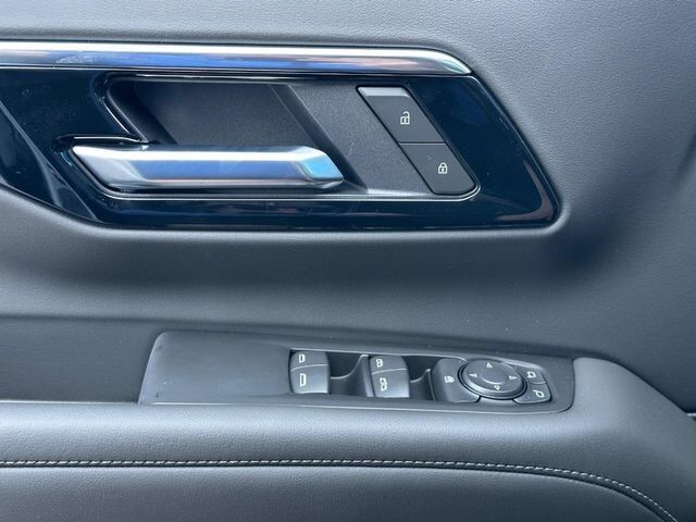2026 Chevrolet Suburban LS Farmington MO