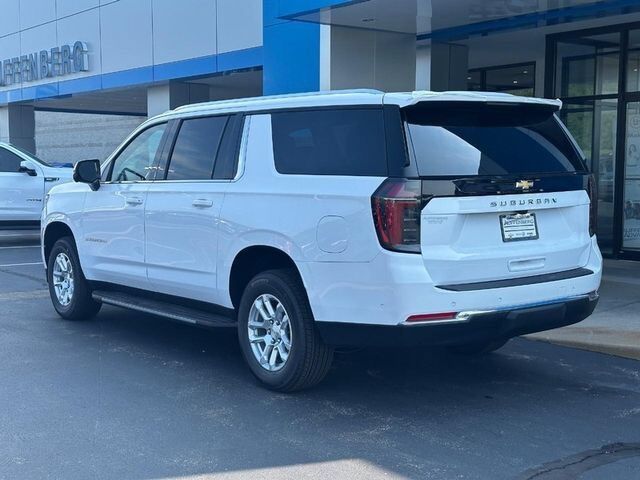 2026 Chevrolet Suburban LS