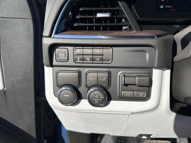 2026 Chevrolet Suburban Premier Kerrville TX