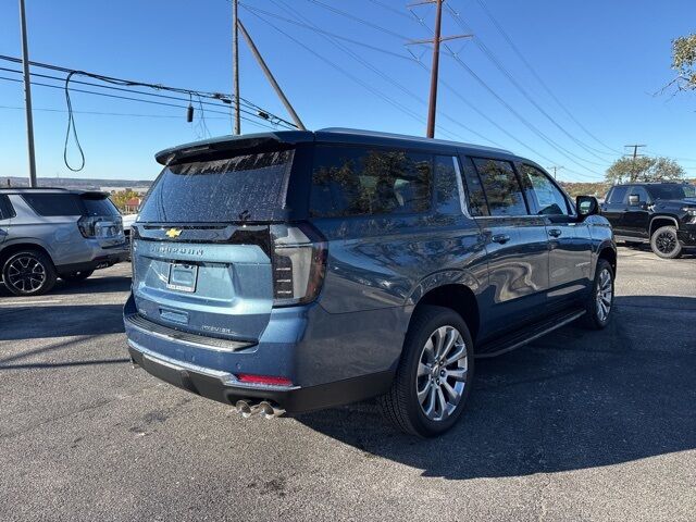 2026 Chevrolet Suburban Premier Kerrville TX