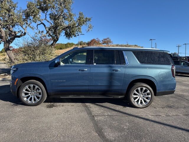 2026 Chevrolet Suburban Premier Kerrville TX