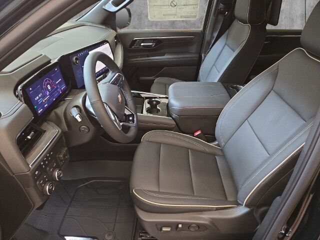 2026 Chevrolet Suburban Premier Kerrville TX