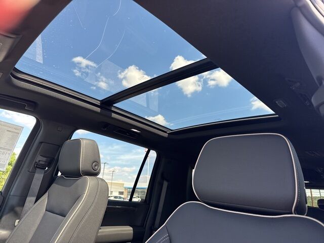 2026 Chevrolet Suburban Premier Kerrville TX