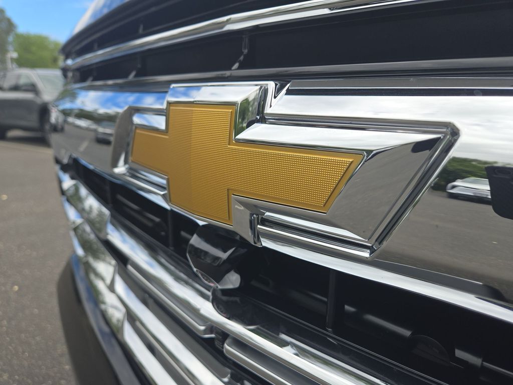 2026 Chevrolet Suburban Premier Folsom CA