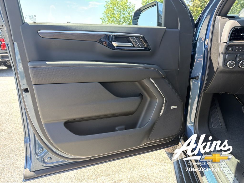 2026 Chevrolet Suburban Premier Commerce GA