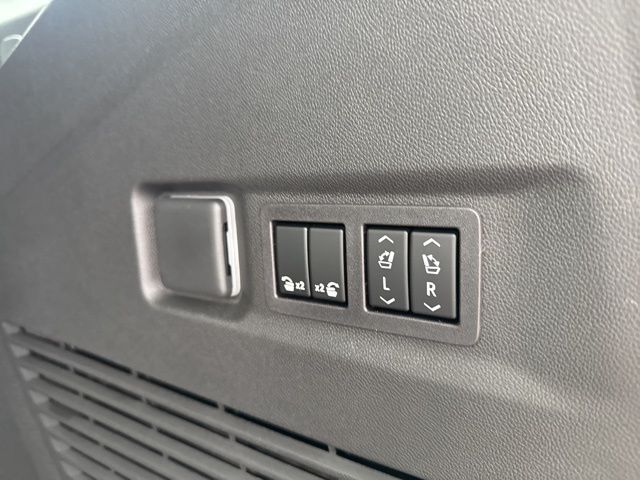 2026 Chevrolet Suburban RST Kerrville TX