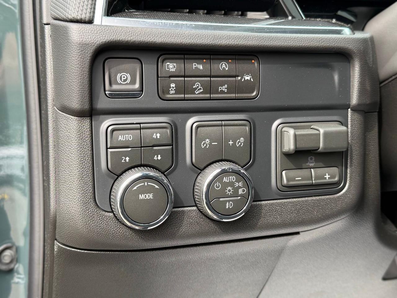 2026 Chevrolet Suburban RST Crestwood KY