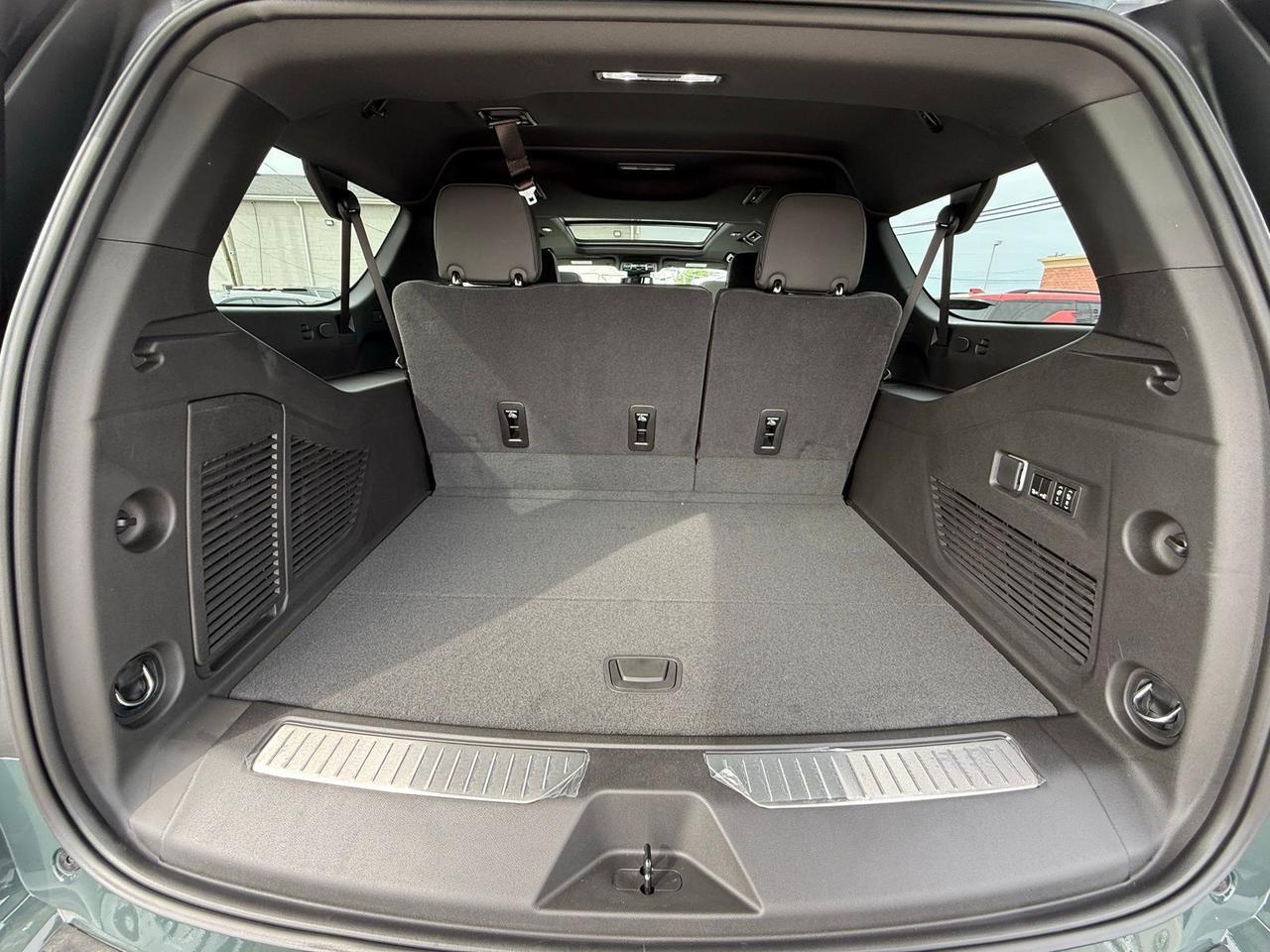 2026 Chevrolet Suburban RST Crestwood KY