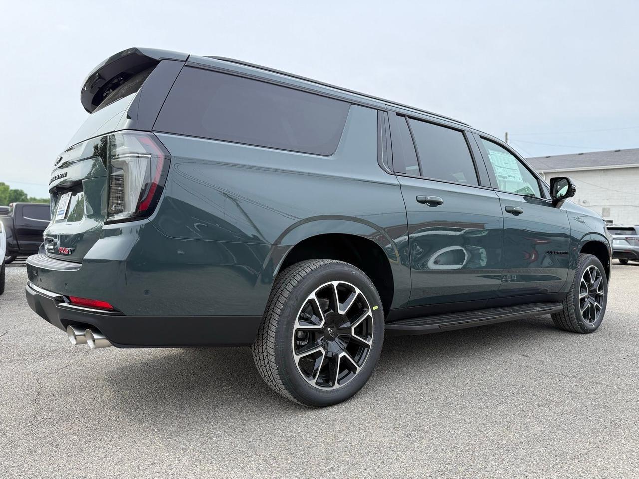 2026 Chevrolet Suburban RST Crestwood KY