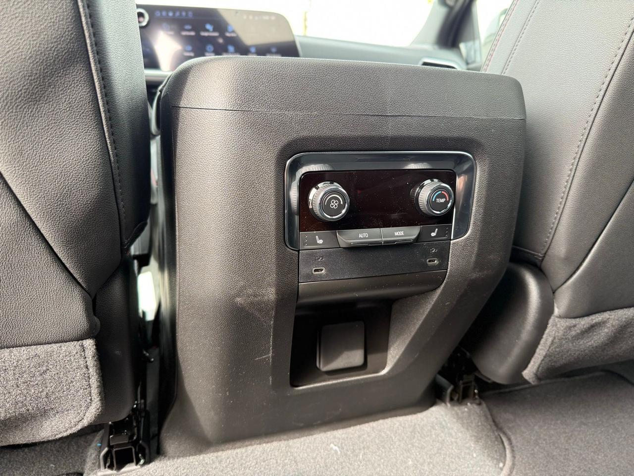 2026 Chevrolet Suburban RST Crestwood KY