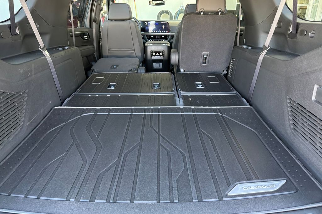 2026 Chevrolet Suburban RST Roseville CA