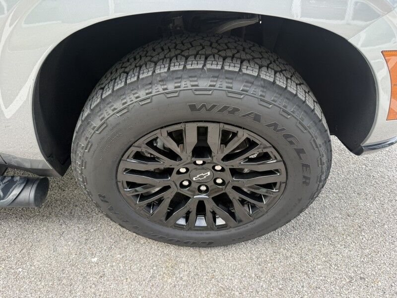 2026 Chevrolet Suburban Z71 4x4 Collinsville OK