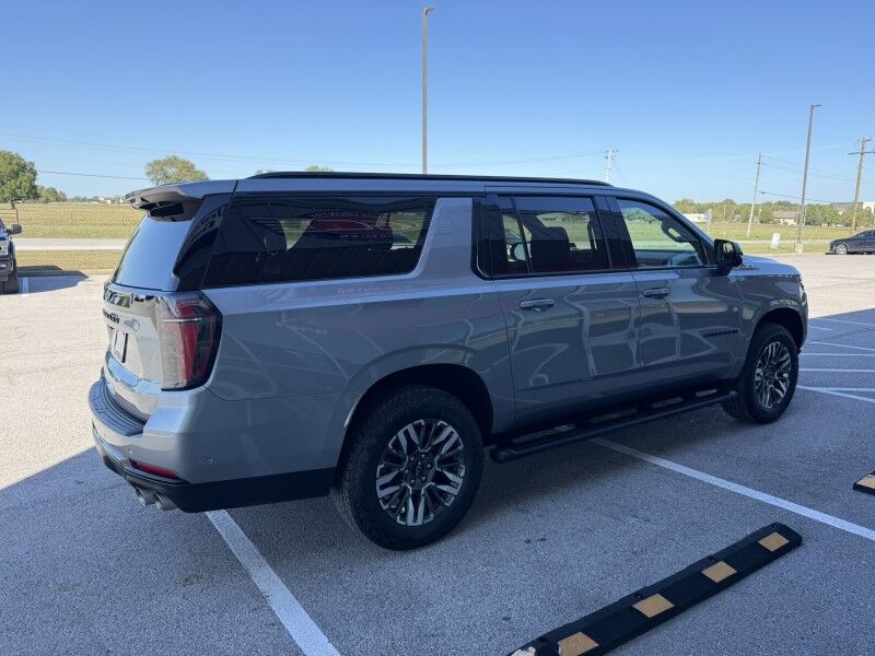 2026 Chevrolet Suburban Z71 4x4 Z71 Collinsville OK