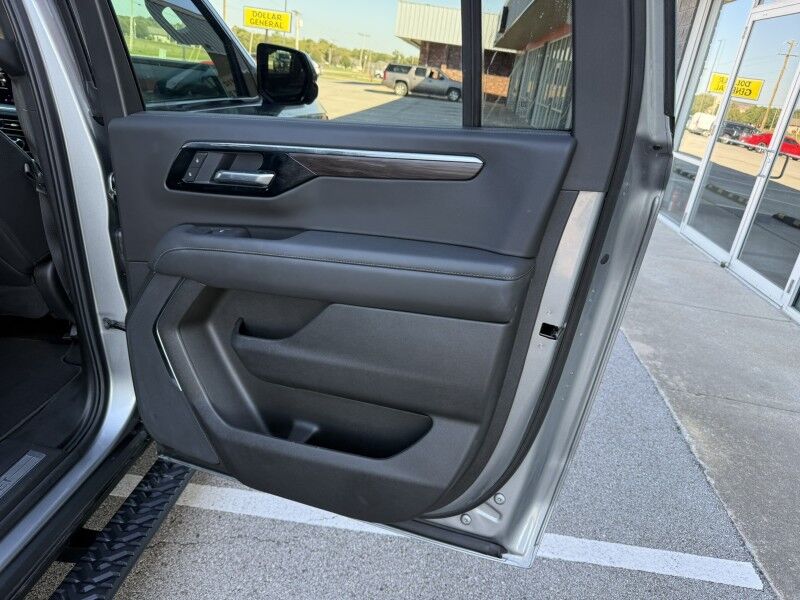 2026 Chevrolet Suburban Z71 4x4 Z71 Collinsville OK