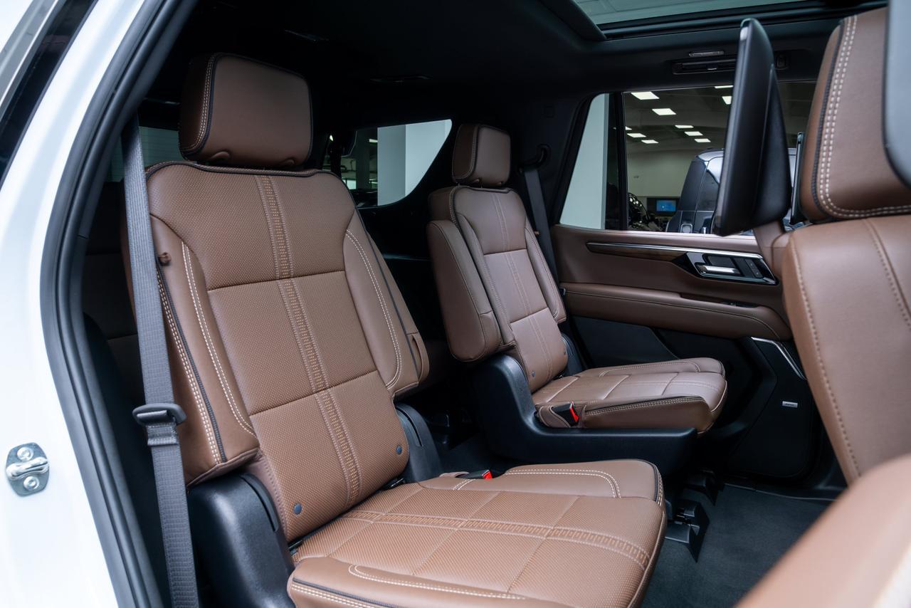 2026 Chevrolet Tahoe High Country Air Ride Suspension / Rear Seat Media System Portland OR