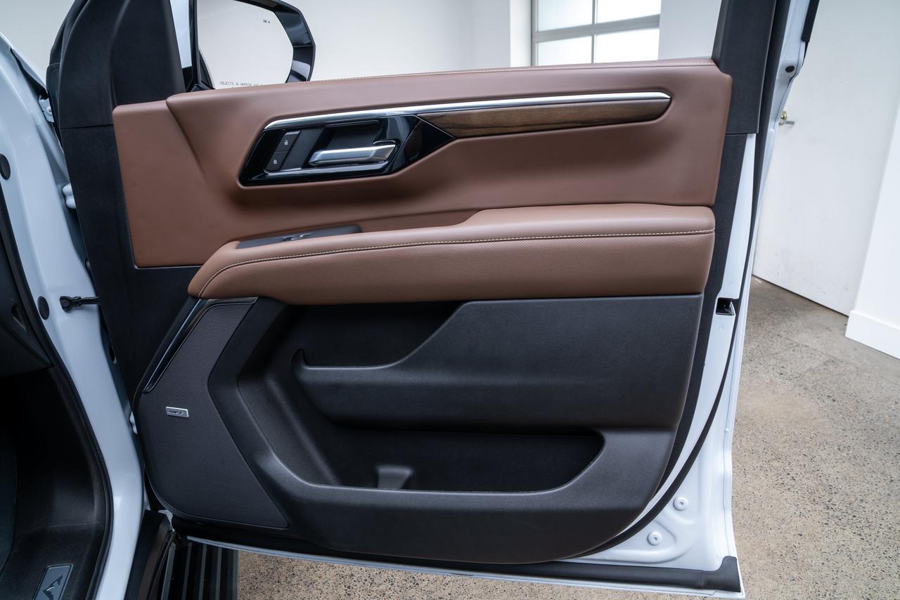 2026 Chevrolet Tahoe High Country Air Ride Suspension / Rear Seat Media System Portland OR