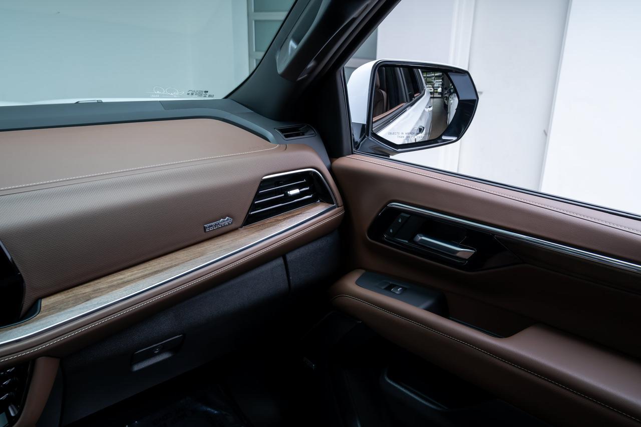 2026 Chevrolet Tahoe High Country Air Ride Suspension / Rear Seat Media System Portland OR