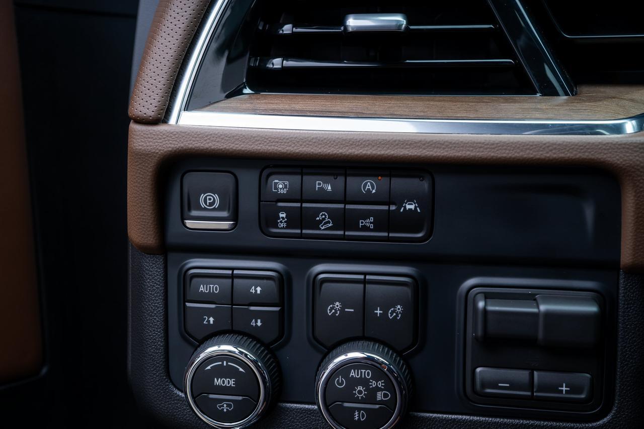 2026 Chevrolet Tahoe High Country Air Ride Suspension / Rear Seat Media System Portland OR
