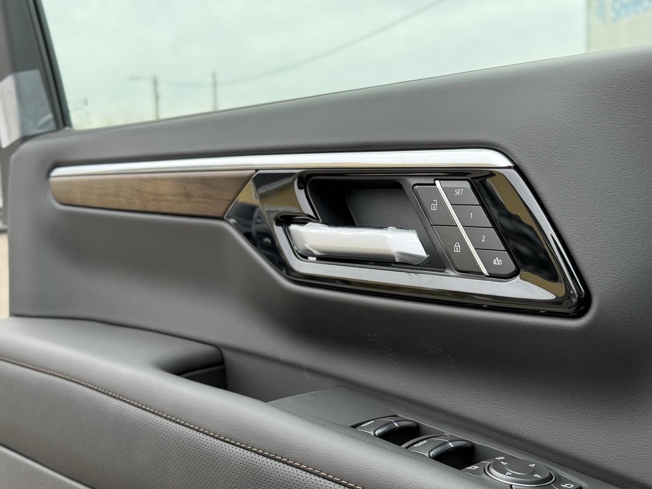 2026 Chevrolet Tahoe High Country Crestwood KY