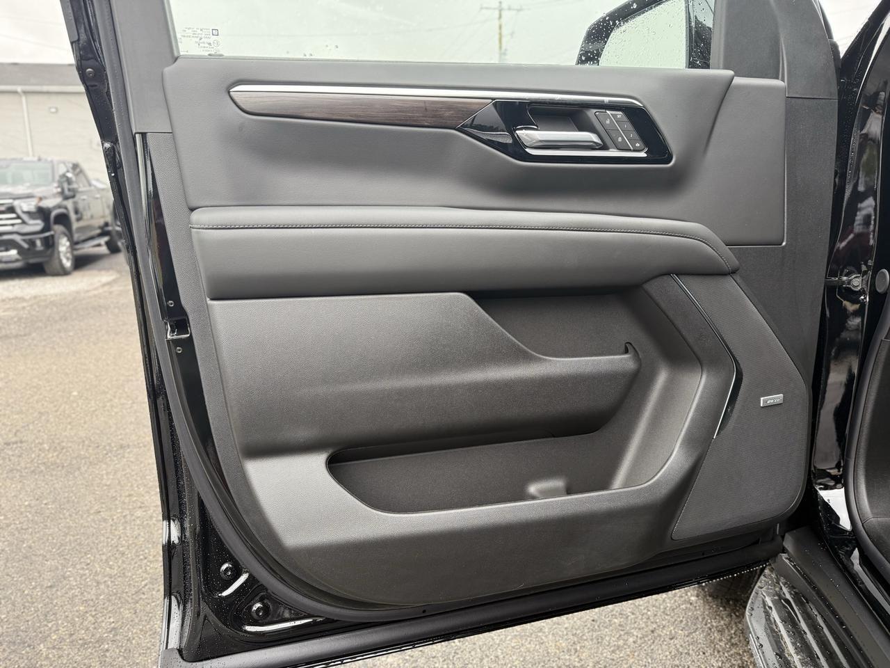 2026 Chevrolet Tahoe LT Crestwood KY