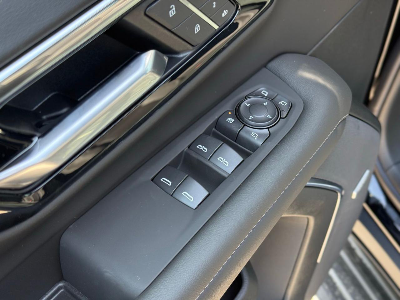 2026 Chevrolet Tahoe LT Crestwood KY